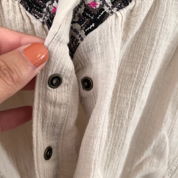 Lucky Brand | Embroidered Blouse - Picture 6 of 8